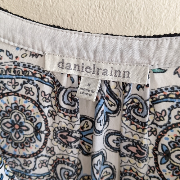 Sleeveless Tunic - Picture 4 of 4